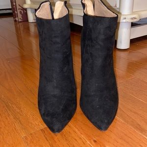 Black high heeled boots